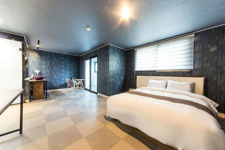 Malu Hotel