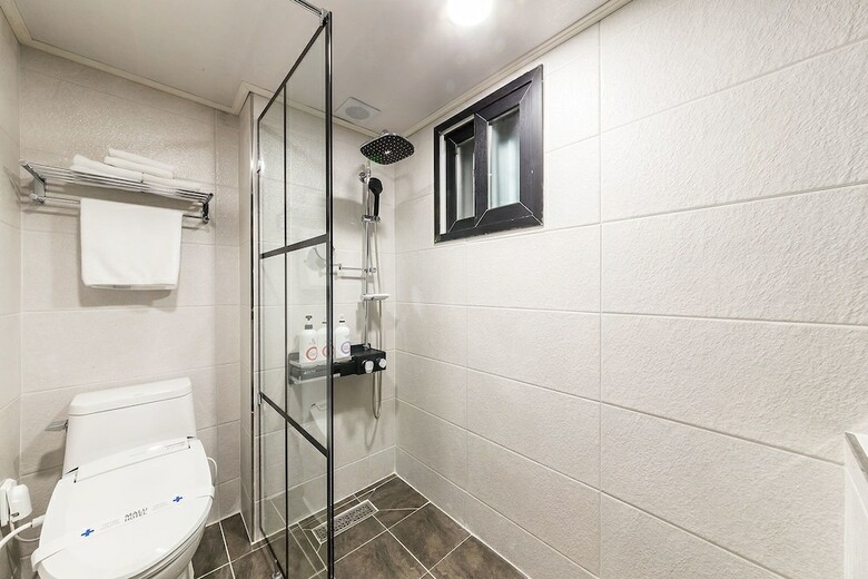 Malu Hotel
