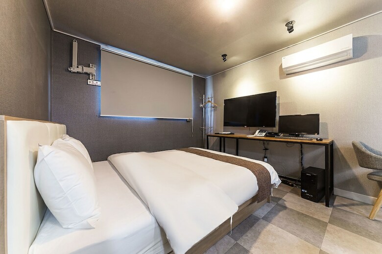 Malu Hotel