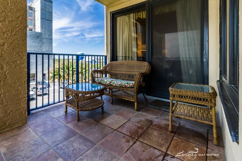 Four Seasons By Luxury Gulf Rentals