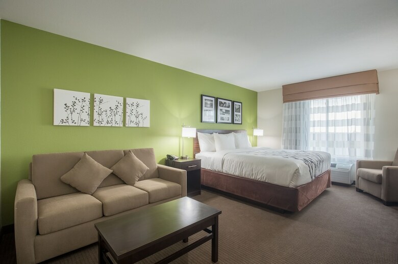 Hotel Sleep Inn & Suites