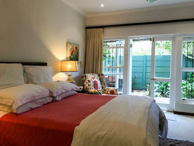 Hotel Hedge House
