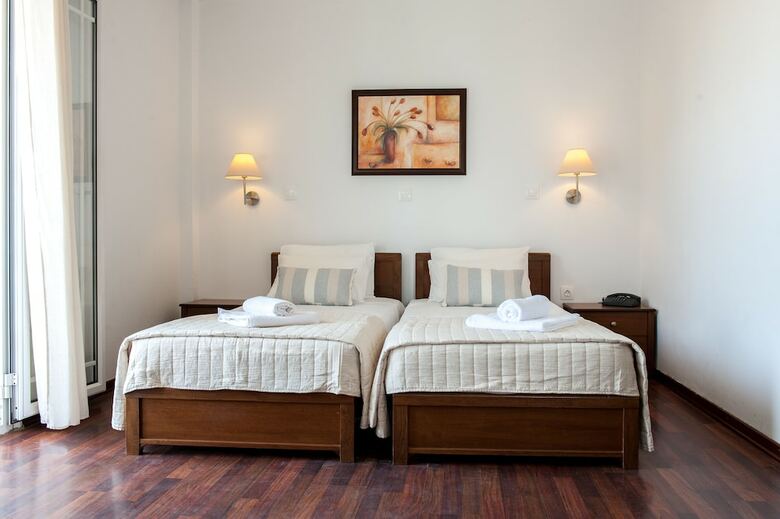 Golden Beach Agiocampos Hotel