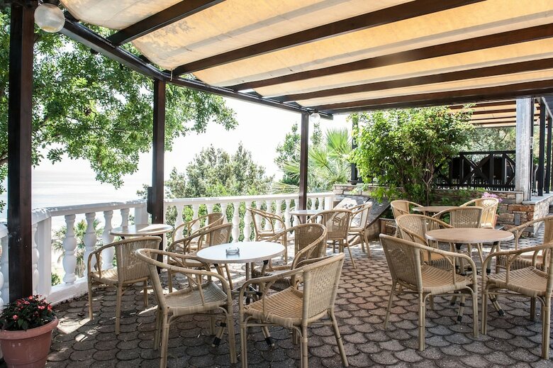 Golden Beach Agiocampos Hotel