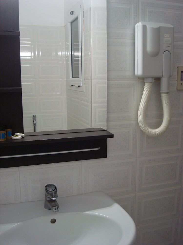 Golden Beach Agiocampos Hotel