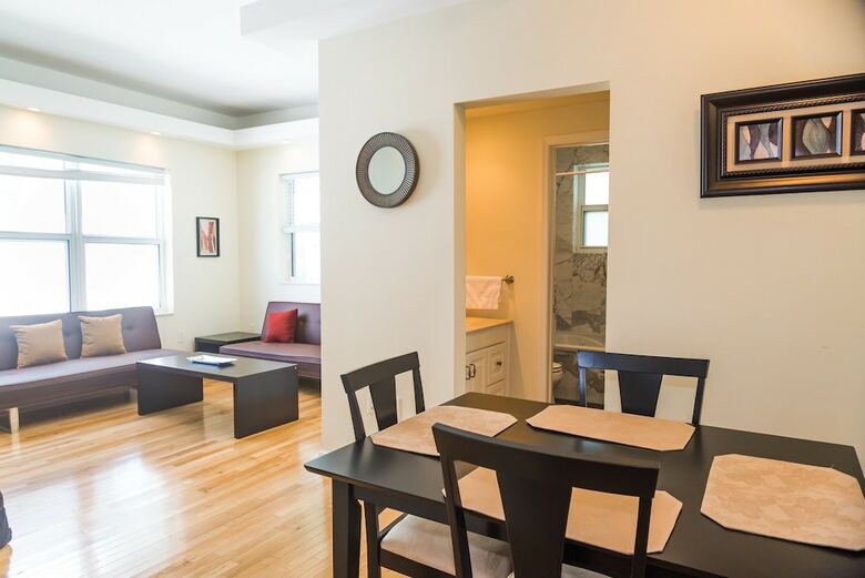 Aparthotel La Costa Suites By Royal Stays