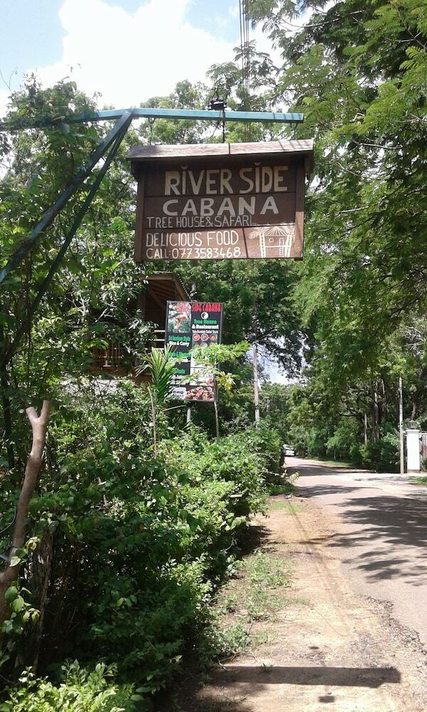 Hotel Riverside Cabana Yala