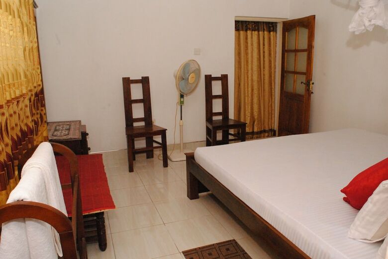 Kandy Shady Trees Villa