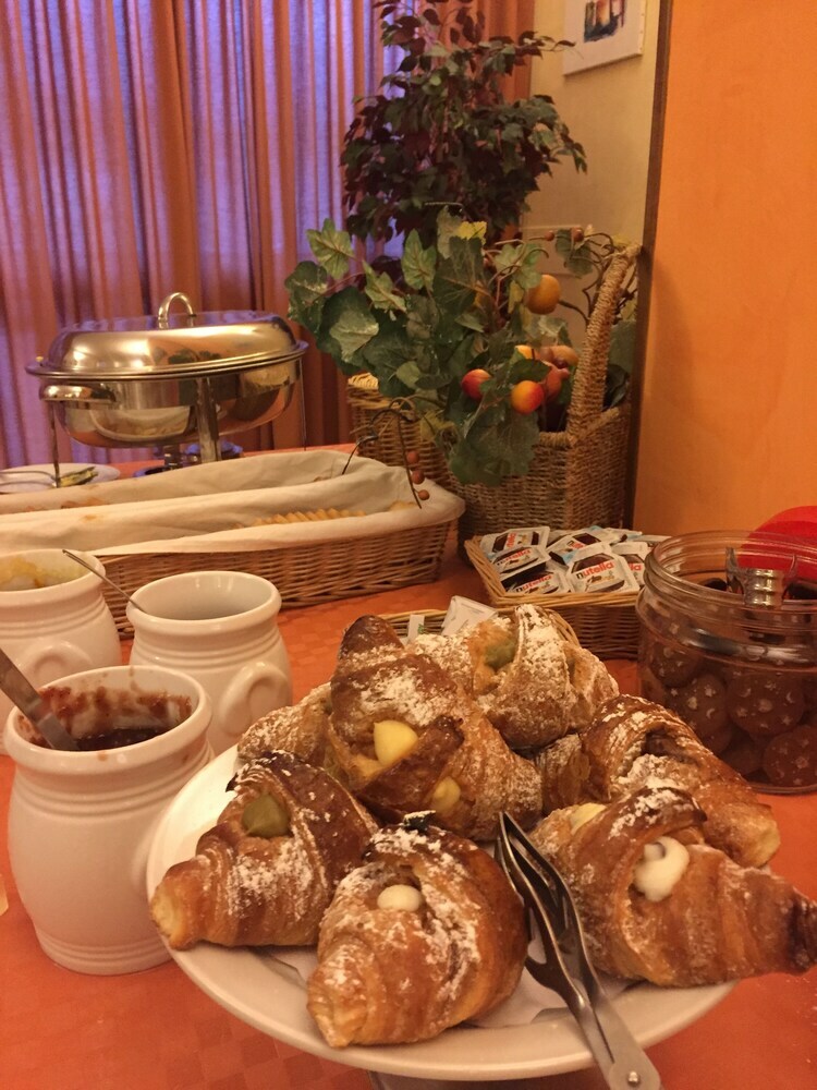 Hotel Ciuri Di Badia