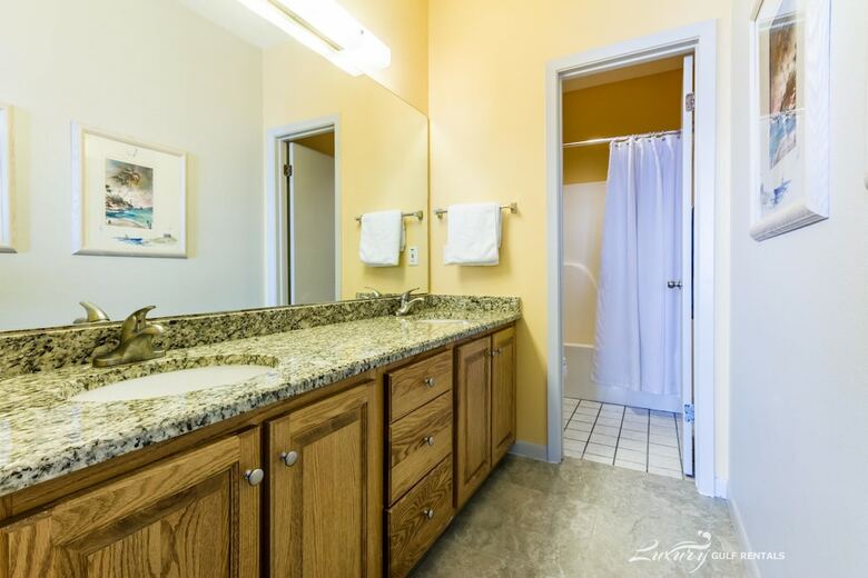 Phoenix V By Luxury Gulf Rentals