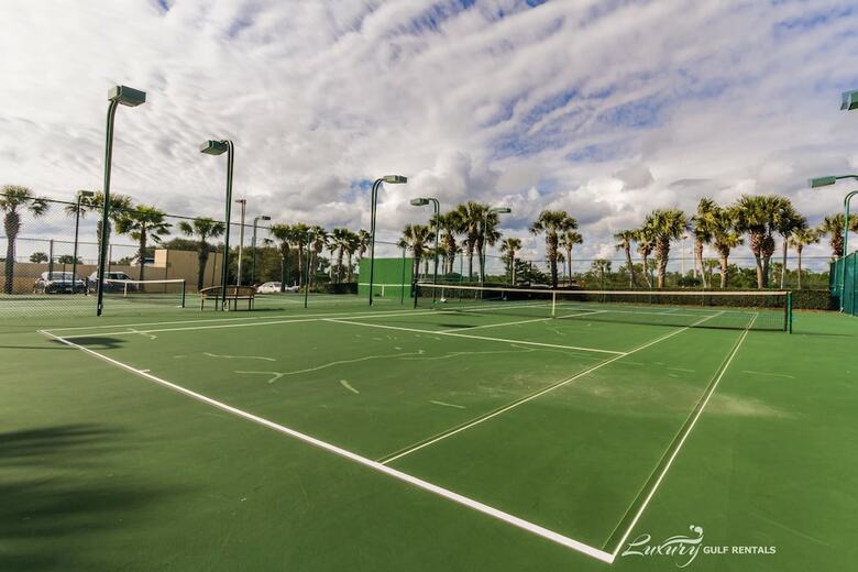Phoenix V By Luxury Gulf Rentals