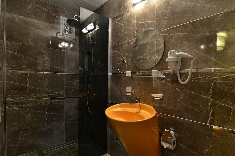 Mia Boutique Hotel