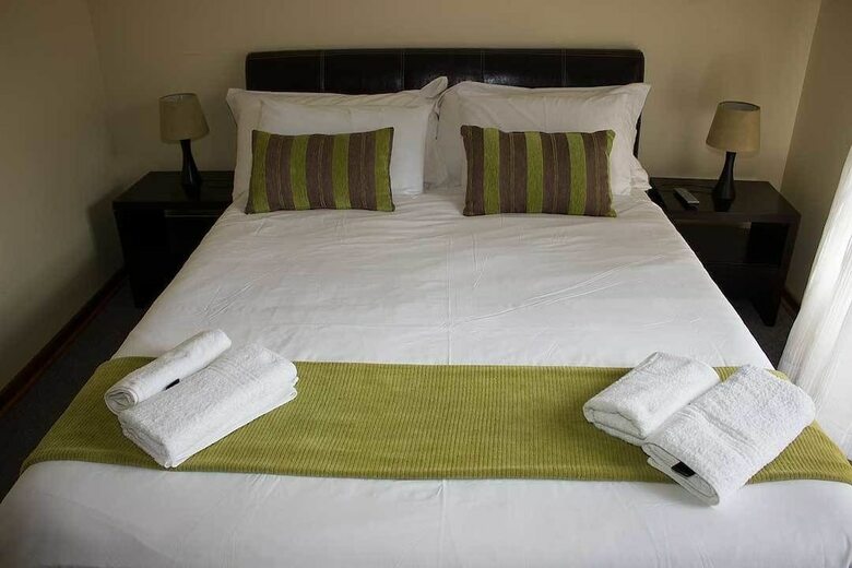 Hotel Ebony And Ivory