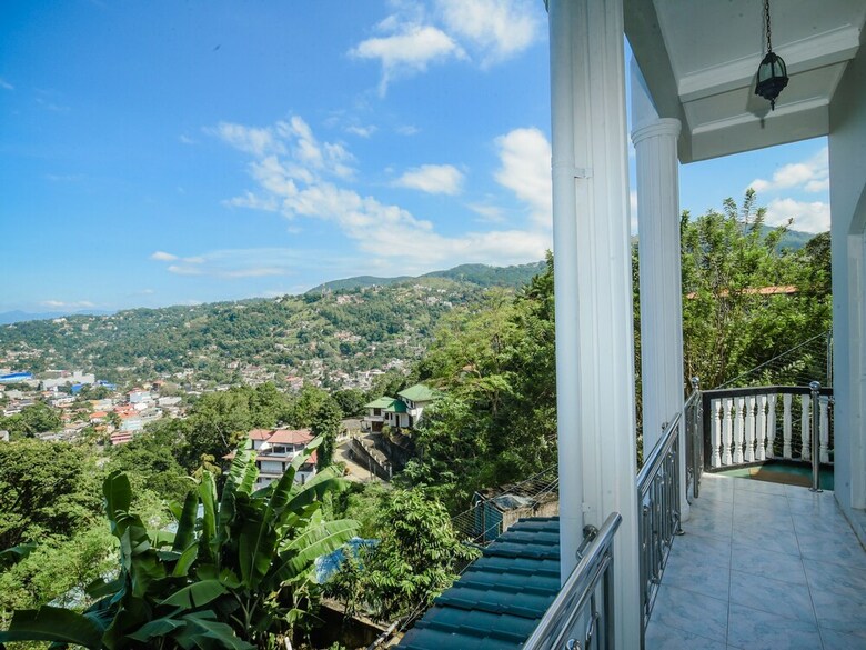 Hotel Oyo 458 Kandyan Crown