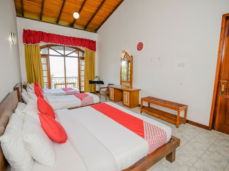 Hotel Oyo 458 Kandyan Crown