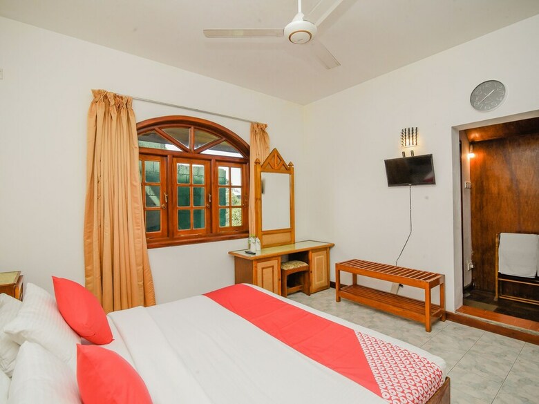 Hotel Oyo 458 Kandyan Crown
