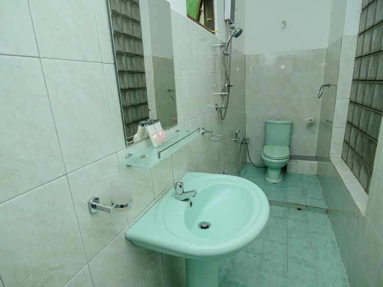 Hotel Oyo 458 Kandyan Crown