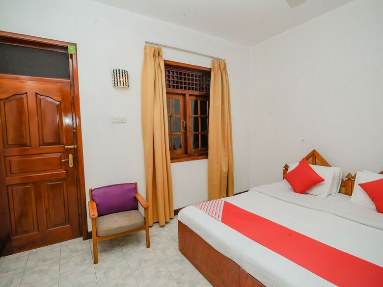 Hotel Oyo 458 Kandyan Crown
