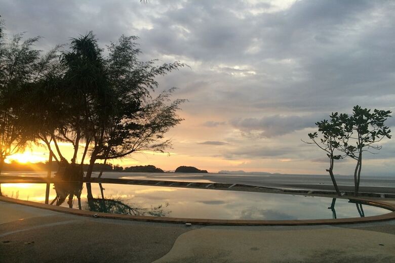 Hotel Saladan Beach Resort