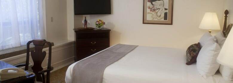Hilgard House Hotel