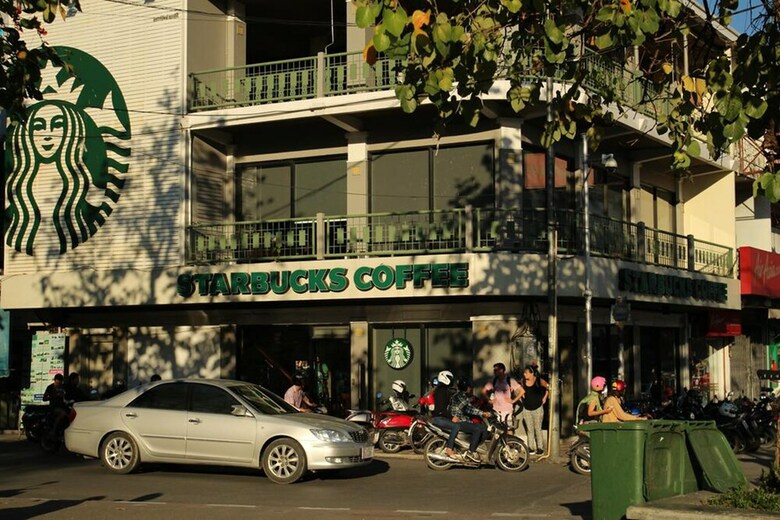 Hostal Z's Hostel At Tha Phae Gate