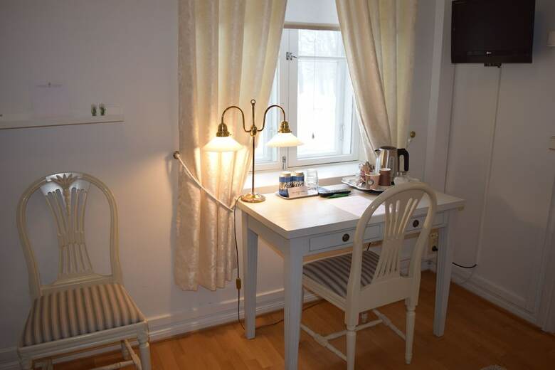 Hotel Mustion Linna