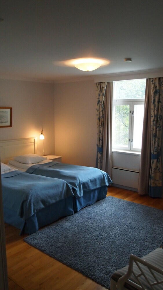 Hotel Mustion Linna
