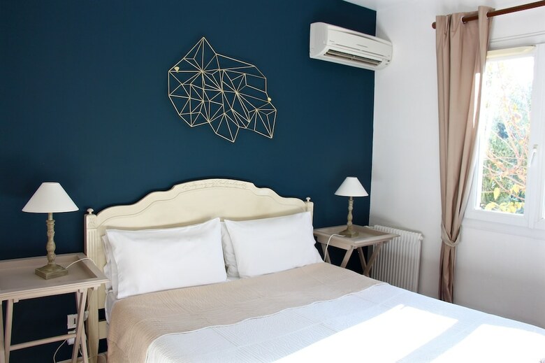 Hotel H�tel Les Oliviers