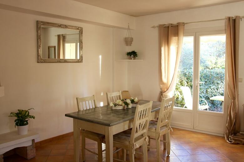 Hotel H�tel Les Oliviers