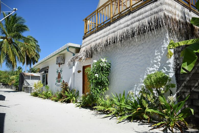 Hotel Huzeyview Guest House
