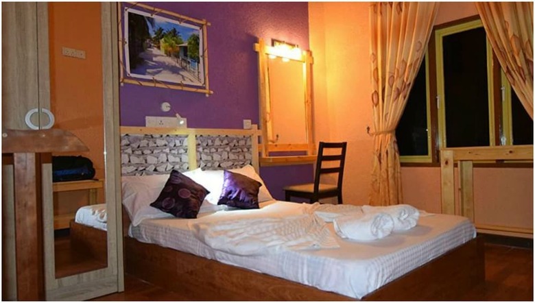 Hotel Huzeyview Guest House