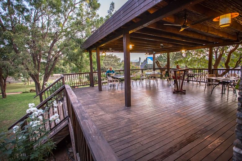 Posada Hamiltons Lodge & Restaurant