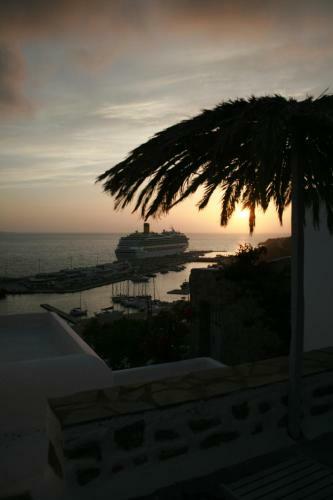 Hotel Vista Loca