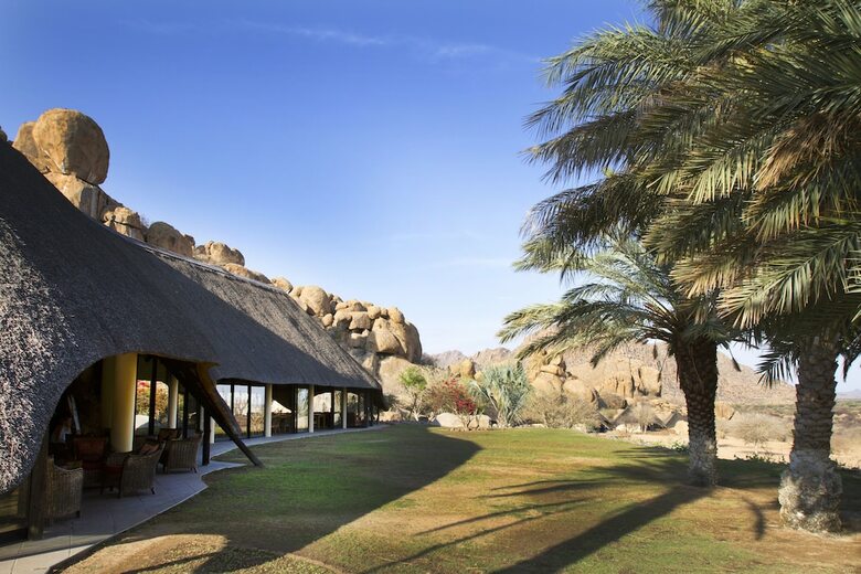 Posada Ai Aiba - The Rockpainting Lodge