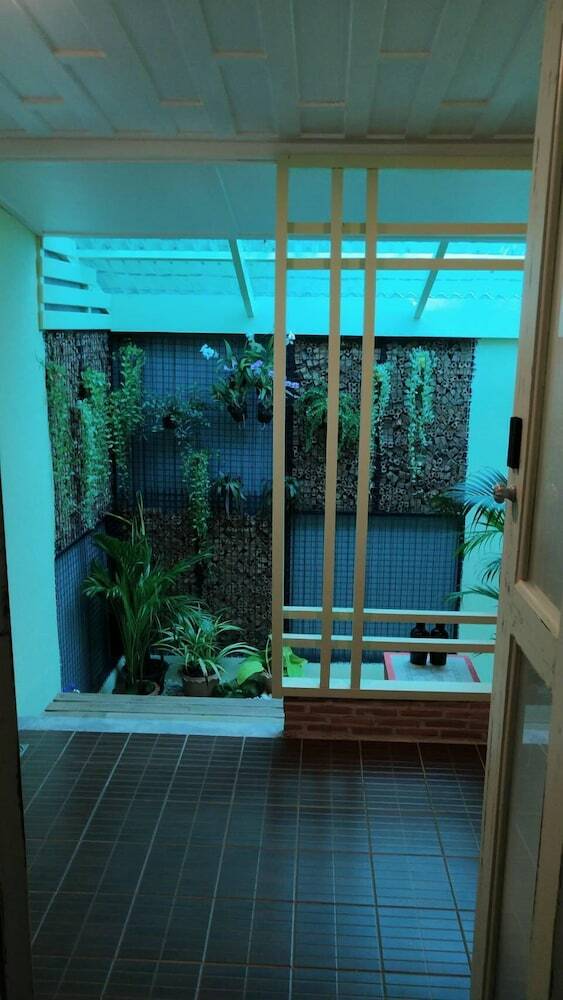 Hotel Baan Bua Cottage