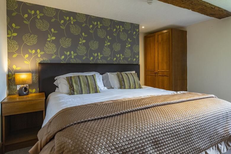The Stratford Park Hotel & Golf Club