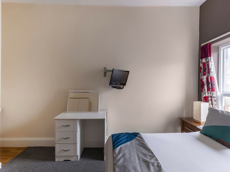 Hostal Queens Quarter