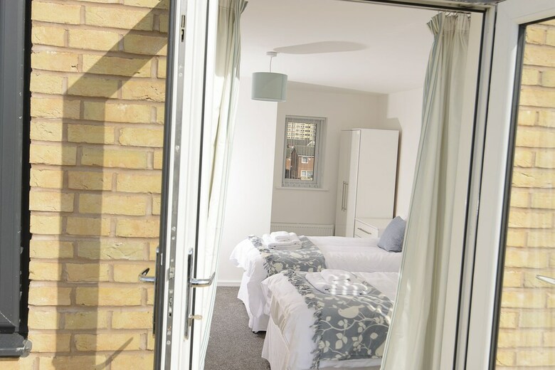 Apartamentos Riverside Villas
