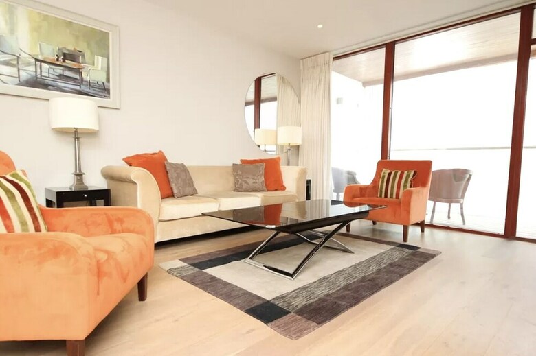 Lower Baggot Street Apartment