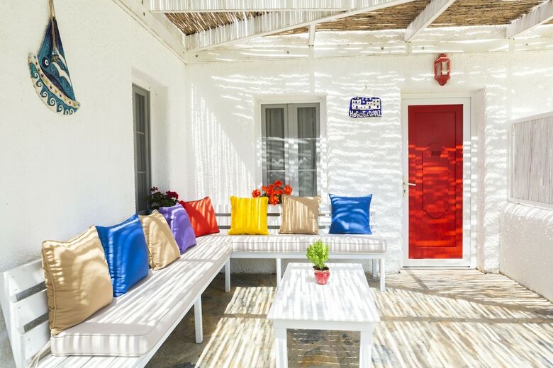 Hotel Kefi Beach And Suites