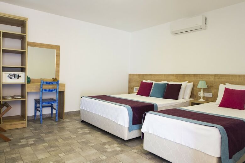 Hotel Kefi Beach And Suites