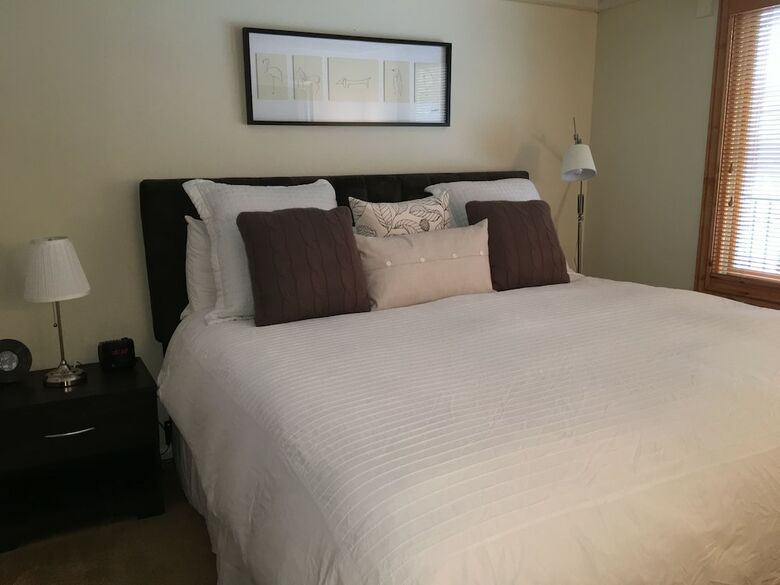 Chateau Blanc Condominiums
