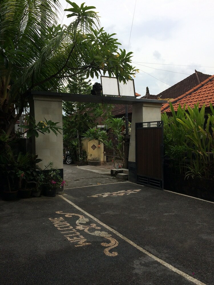 Hotel Jenny Bunker Homestay