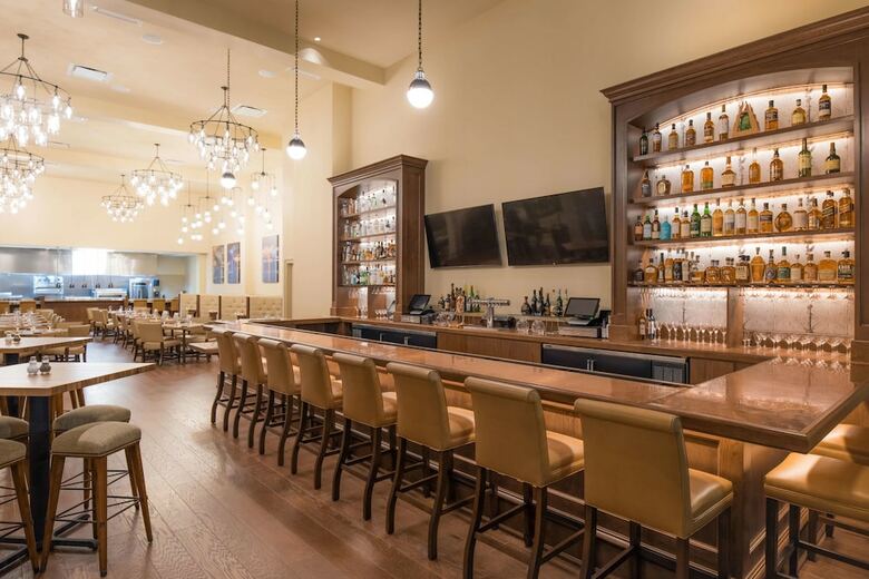 Nopsi Hotel, New Orleans