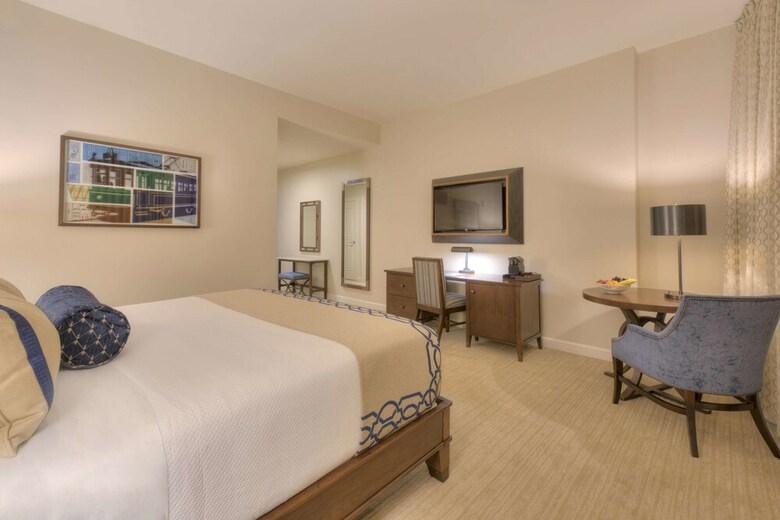 Nopsi Hotel, New Orleans