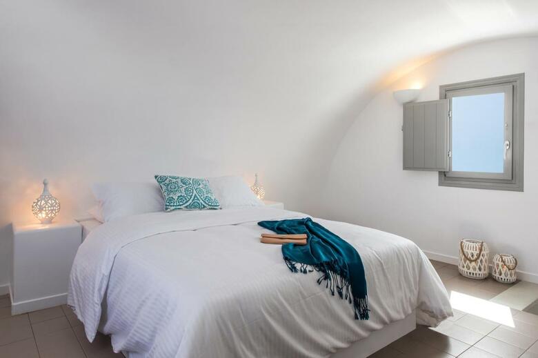Hotel Villa Irini Fira Adults Only