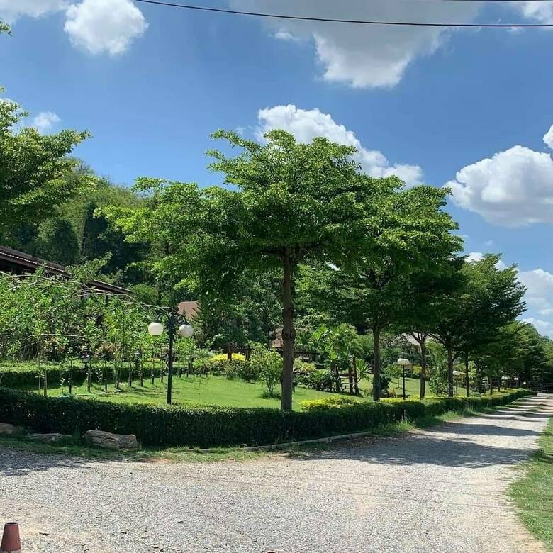 Hotel Mai Ngern Mai Thong Resort