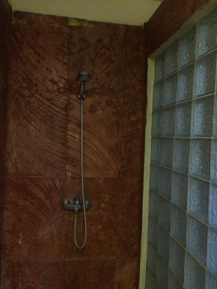 Hotel Ada Waktu Villa