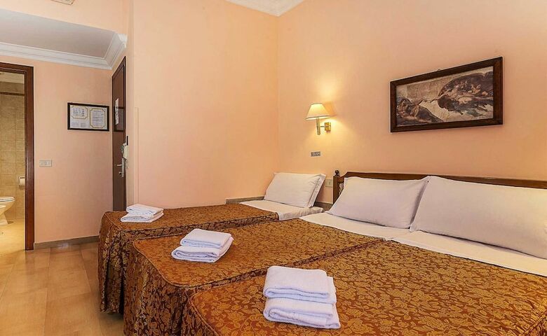 Hotel Center 3