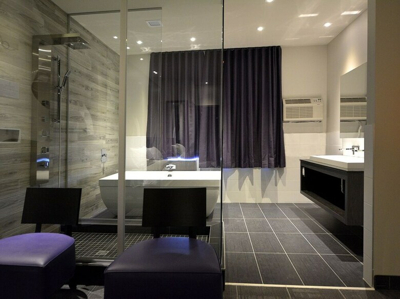 Hotel H�tel � Suites